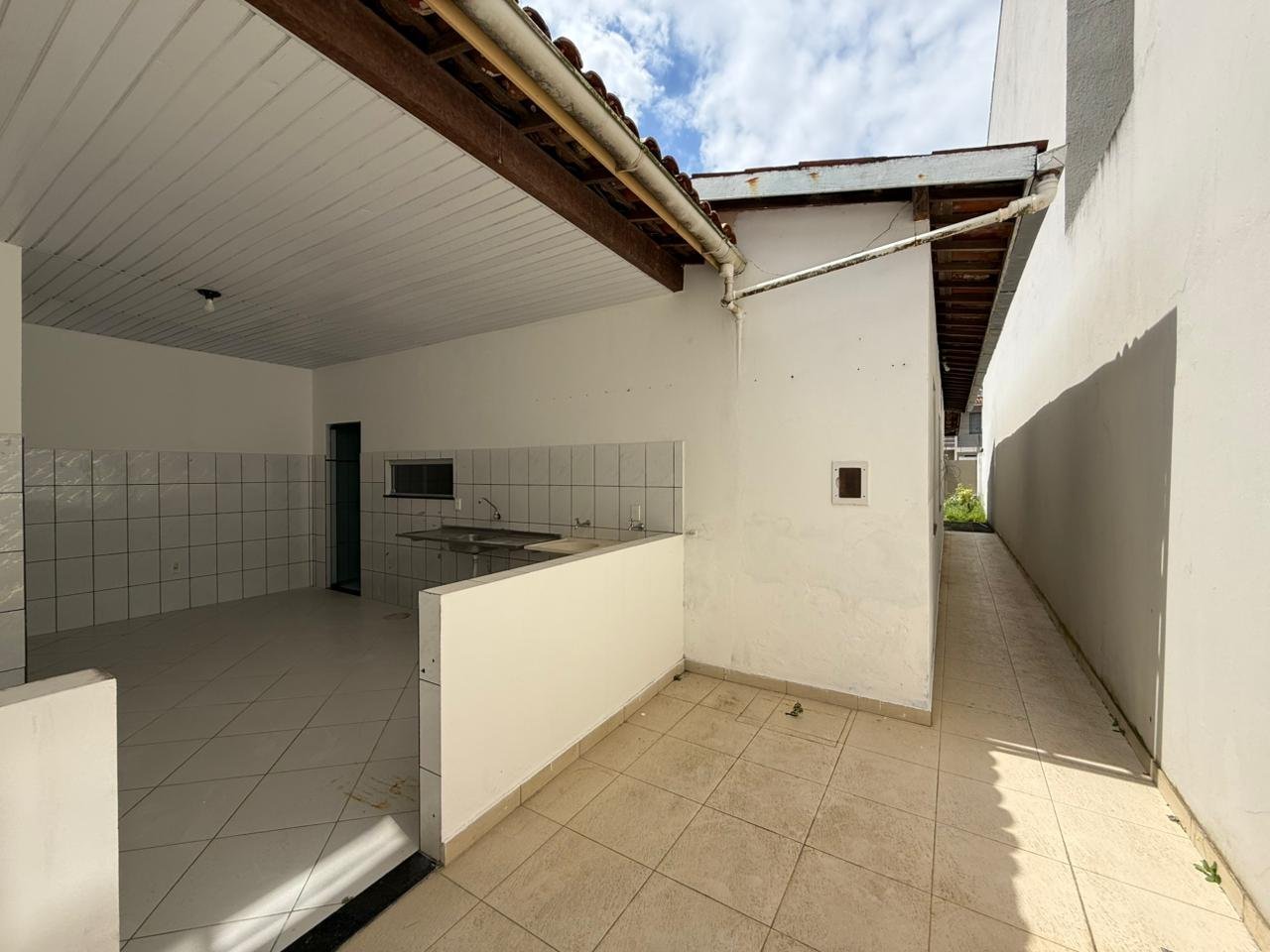 CASA NA AV. ESPERANÇA